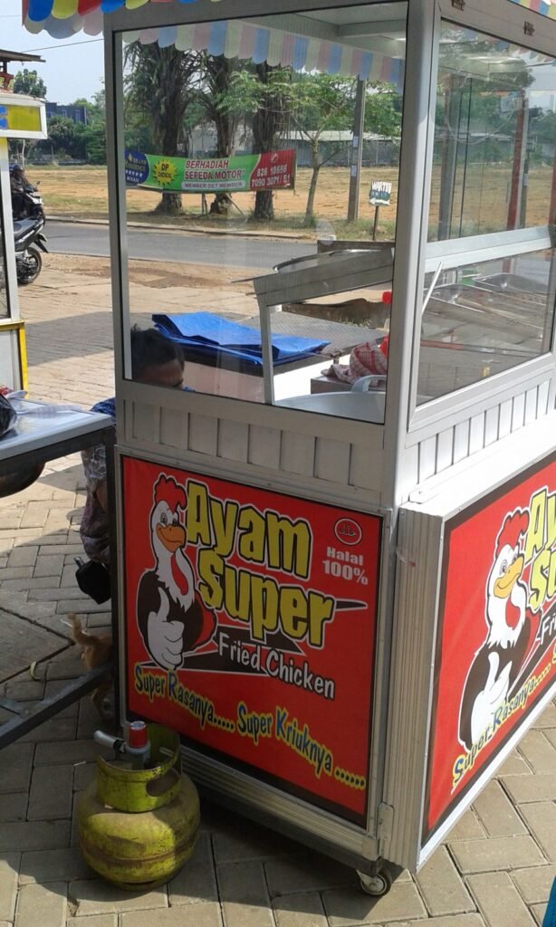 Gerobak usaha fried chicken modal kecil